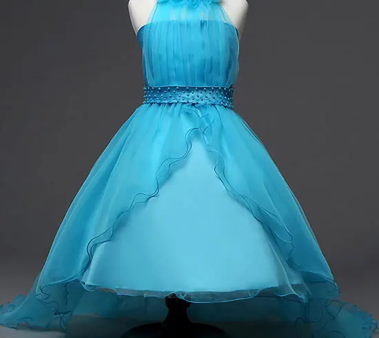 Lavagem de vestido de festa